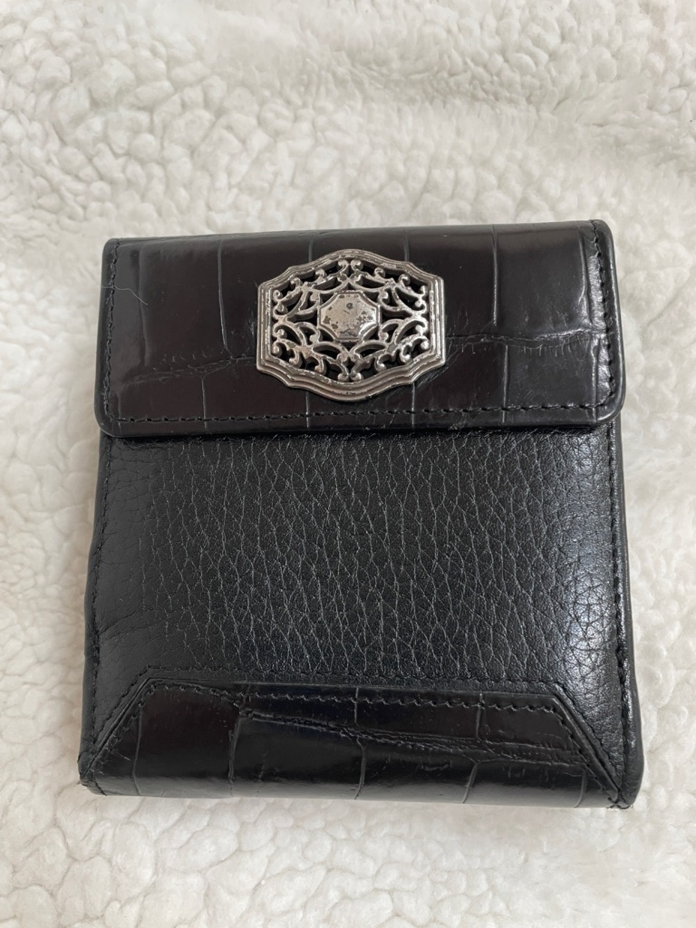 Brighton Wallet - Picture 2 of 5